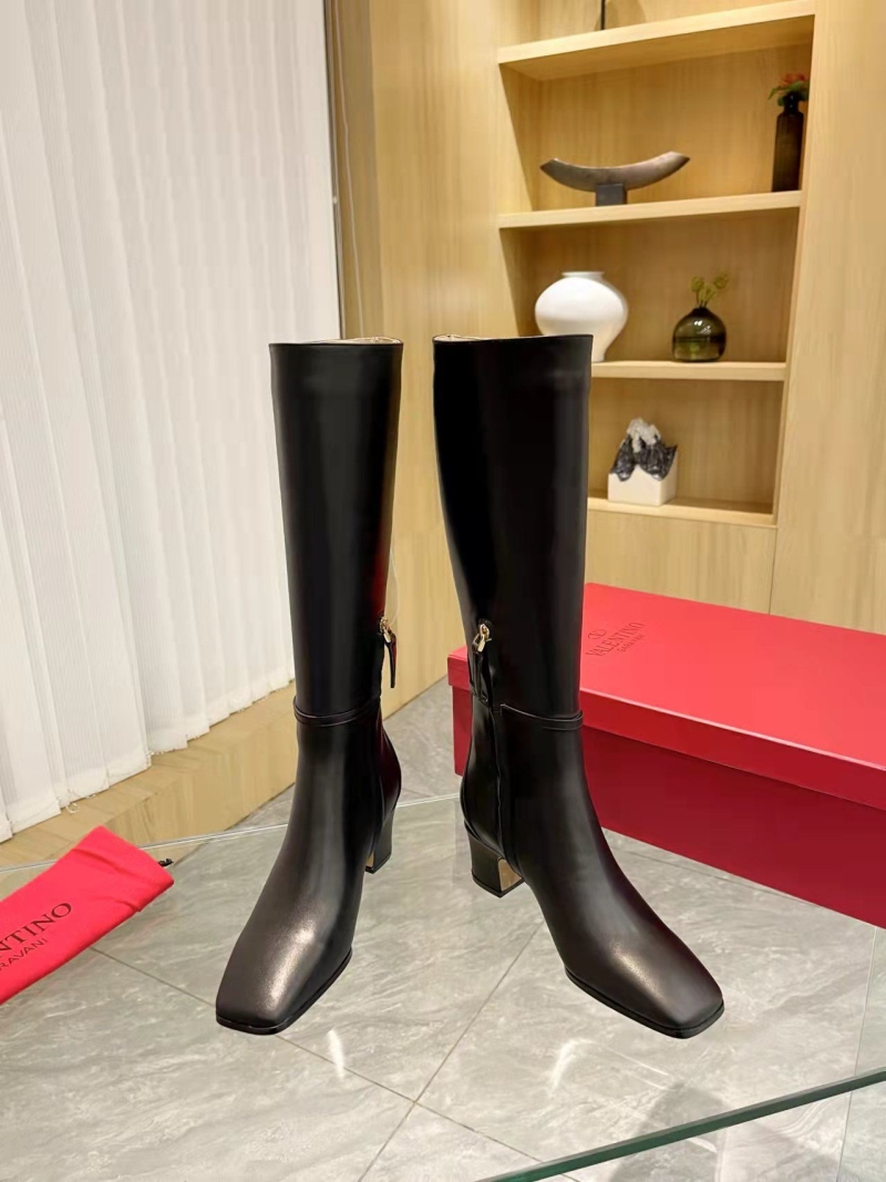 Va1e*ntin0 boots